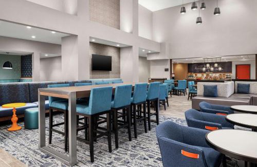 Summit Hotel | Hampton Inn & Suites Bridgeview Chicago, Il