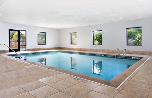 Brookings Hotel | Hampton Inn & Suites Brookings