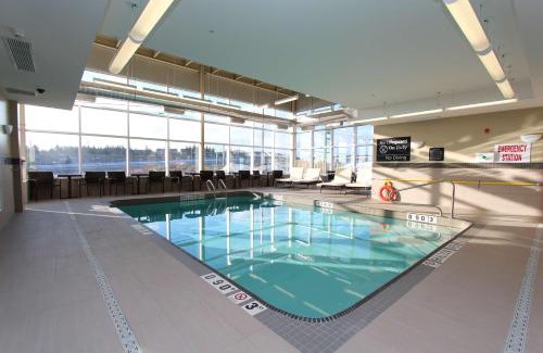 Terra Nova Hotel | Hampton Inn & Suites by Hilton St. John's Airport