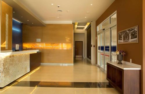 Paraiso Hotel | Hampton Inn & Suites by Hilton Paraiso