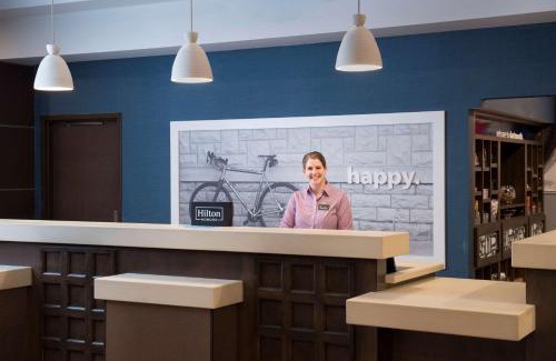 Dartmouth Hotel | Hampton Inn & Suites by Hilton Dartmouth - Halifax