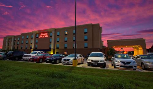 Tomball Hotel | Hampton Inn & Suites by Hilton Tomball Houston NW