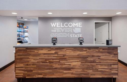 Kent Hotel | Hampton Inn & Suites by Hilton Seattle/Kent