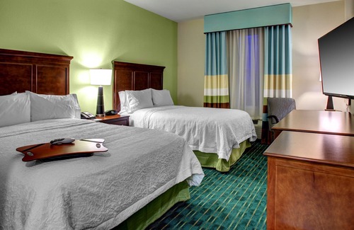 Coconut Creek Hotel | Hampton Inn & Suites Coconut Creek