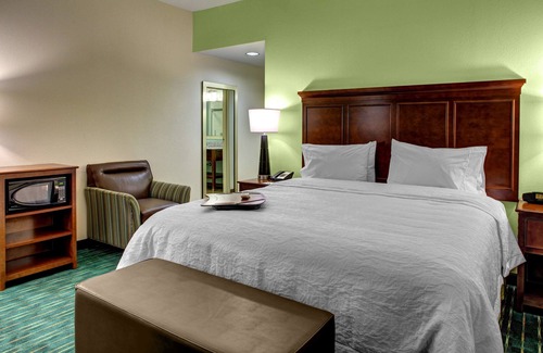 Coconut Creek Hotel | Hampton Inn & Suites Coconut Creek