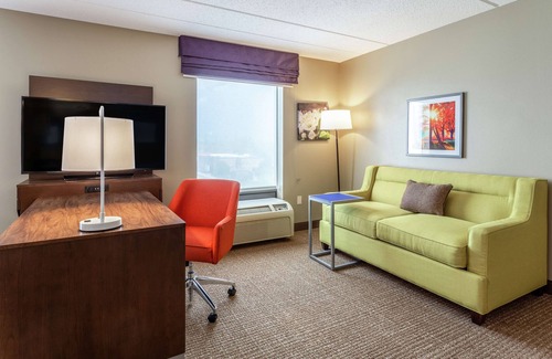 Libertyville Hotel | Hampton Inn & Suites Chicago-Libertyville
