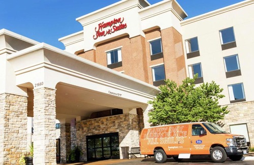 Deer Park Hotel | Hampton Inn & Suites Chicago Deer Park