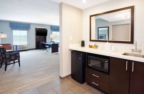 Columbia Hotel | Hampton Inn & Suites Columbia/Southeast-Ft. Jackson