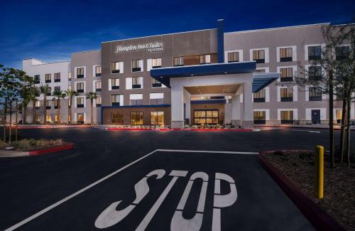 Corona Hotel | Hampton Inn & Suites Corona, Ca