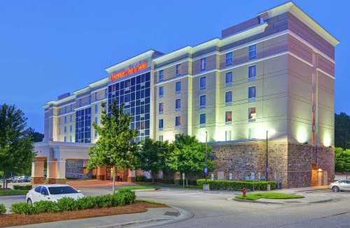 Crabtree Hotel | Hampton Inn & Suites Crabtree