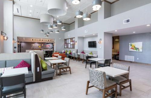 White Rock Hills Hotel | Hampton Inn & Suites Dallas East