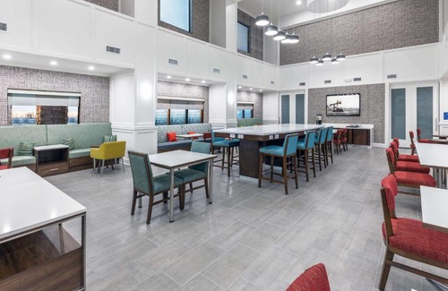 West Dallas Hotel | Hampton Inn & Suites Dallas I-30 Cockrell Hill, Tx
