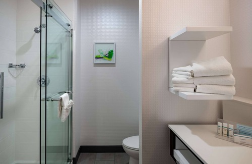 Plano Hotel | Hampton Inn & Suites Dallas/Plano Central