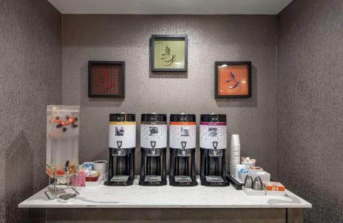 Plano Hotel | Hampton Inn & Suites Dallas/Plano Central