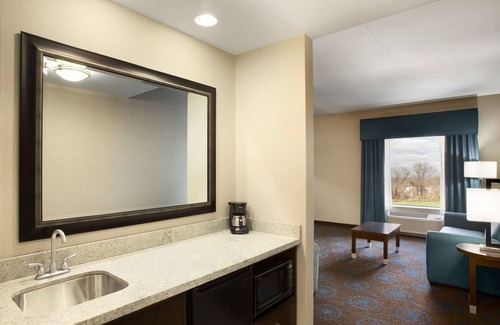 Edgewood Hotel | Hampton Inn & Suites Edgewood/Aberdeen-South