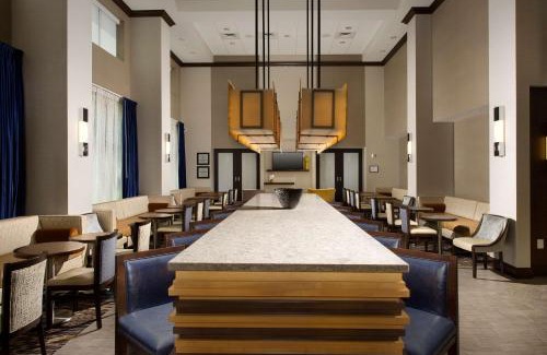 Falls Church Hotel | Hampton Inn & Suites Falls Church