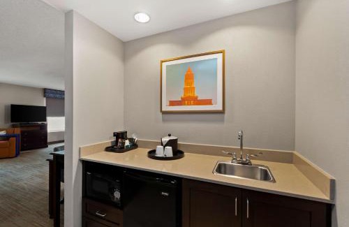 Mount Vernon Hotel | Hampton Inn & Suites Fort Belvoir Alexandria South