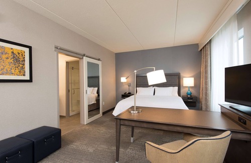 Midtown Hotel | Hampton Inn & Suites Grand Rapids Downtown