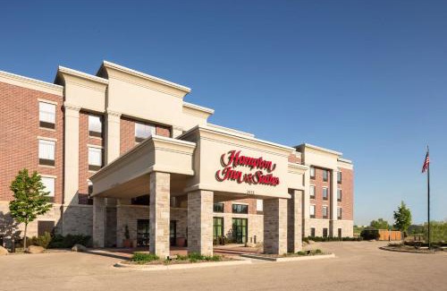 Grafton Hotel | Hampton Inn & Suites Grafton