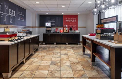 Grafton Hotel | Hampton Inn & Suites Grafton