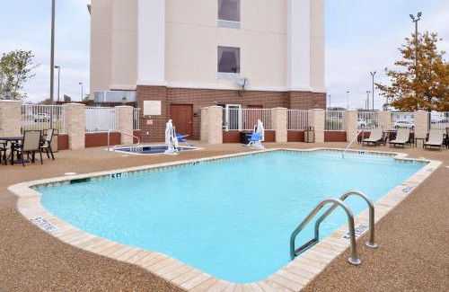 Greenville Hotel | Hampton Inn & Suites Greenville