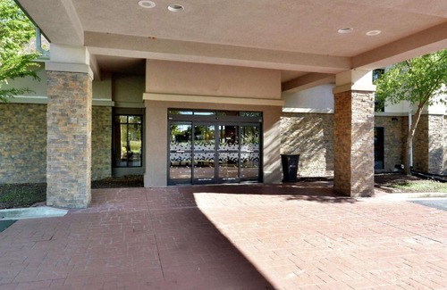 Duncan Hotel | Hampton Inn & Suites Greenville/Spartanburg I-85