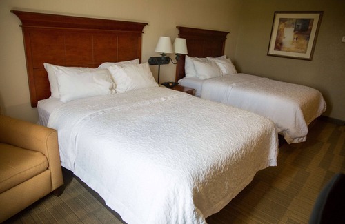 Grenada Hotel | Hampton Inn & Suites Grenada