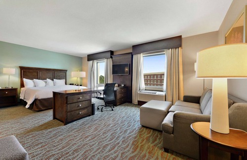 Gulfport Hotel | Hampton Inn & Suites Gulfport I-10