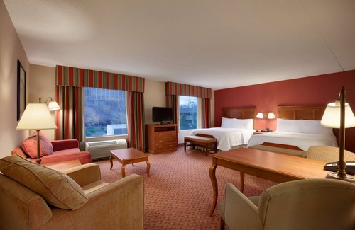 Hartford Hotel | Hampton Inn & Suites Hartford/East Hartford