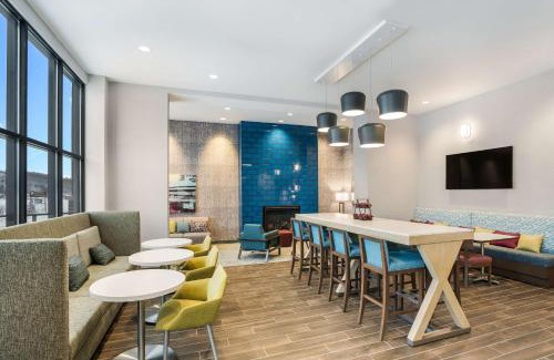 Houghton Hotel | Hampton Inn & Suites Houghton