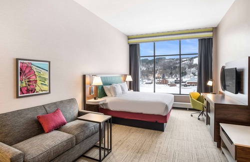 Houghton Hotel | Hampton Inn & Suites Houghton