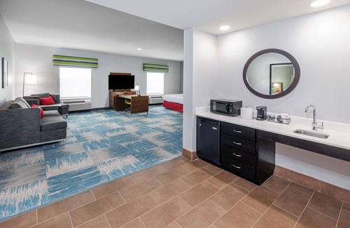 Washington Ave./ Memorial Park Hotel | Hampton Inn & Suites Houston Heights I-10
