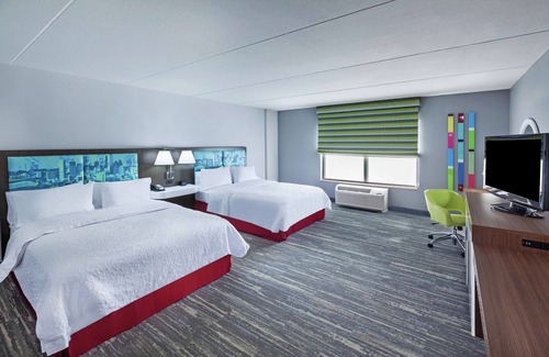 Houston Hotel | Hampton Inn & Suites Houston-Bush Intercontinental Aprt