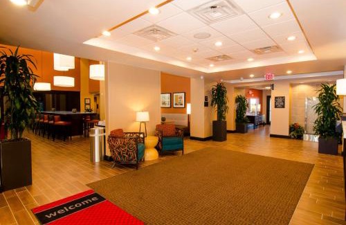 Huntsville Hotel | Hampton Inn & Suites Huntsville
