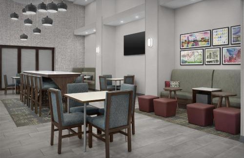 Southside Hotel | Hampton Inn & Suites Jacksonville South - Bartram Park