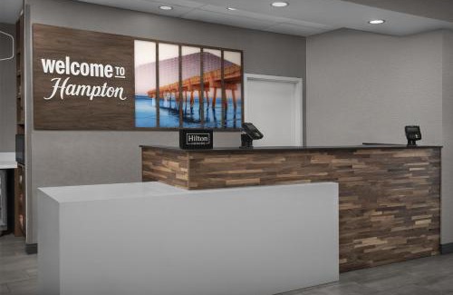 Southside Hotel | Hampton Inn & Suites Jacksonville South - Bartram Park