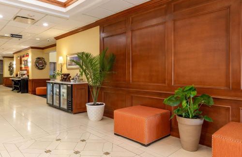 Southside Hotel | Hampton Inn & Suites Jacksonville Deerwood Park