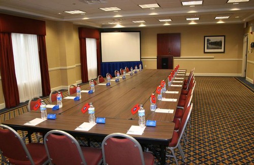 Lanett Hotel | Hampton Inn & Suites Lanett/West Point