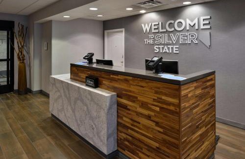 Paradise Hotel | Hampton Inn & Suites Las Vegas Airport