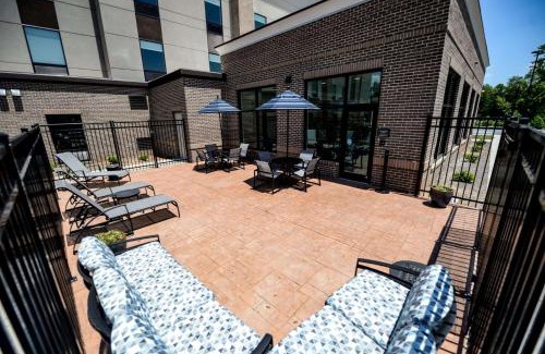 Lenoir Hotel | Hampton Inn & Suites Lenoir, NC