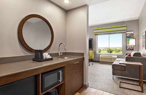Country Walk Hotel | Hampton Inn & Suites Miami Kendall