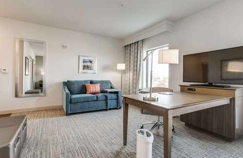 Vickery Meadow Hotel | Hampton Inn & Suites North Dallas Central Expy