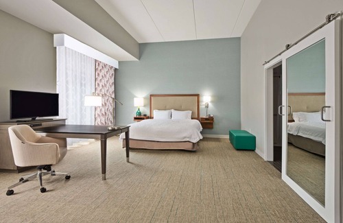 Wendel Hotel | Hampton Inn & Suites North Huntingdon-Irwin