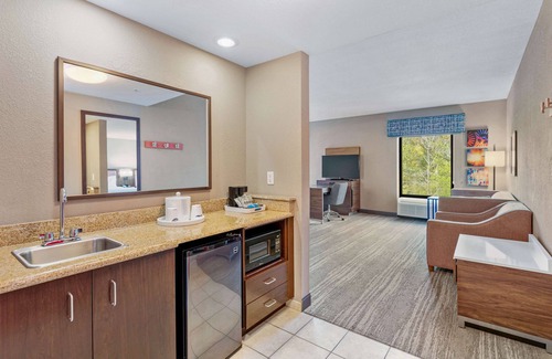 Apopka Hotel | Hampton Inn & Suites Orlando-Apopka