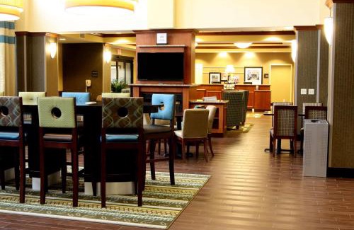 Paducah Hotel | Hampton Inn & Suites Paducah