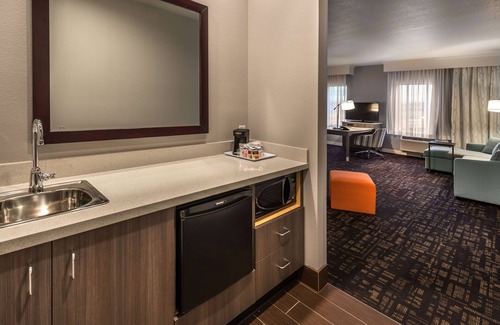 Northwest Reno Hotel | Hampton Inn & Suites Reno West