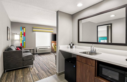 Glen Allen Hotel | Hampton Inn & Suites Richmond/Virginia Center