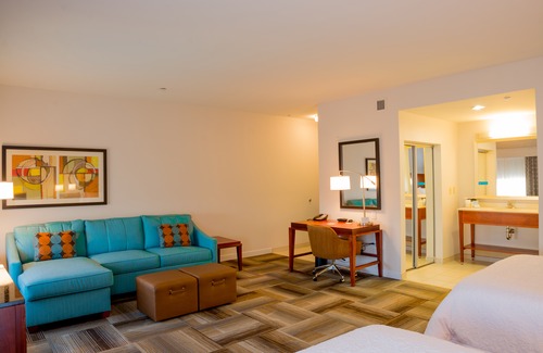 La Sierra Hotel | Hampton Inn & Suites Riverside/Corona East
