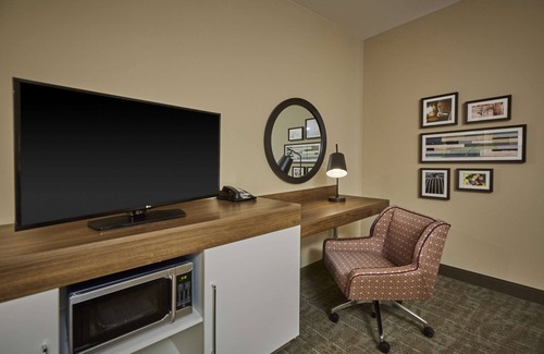 Roseburg Hotel | Hampton Inn & Suites Roseburg