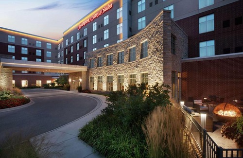 Rosemont Hotel | Hampton Inn & Suites Rosemont Chicago O'Hare